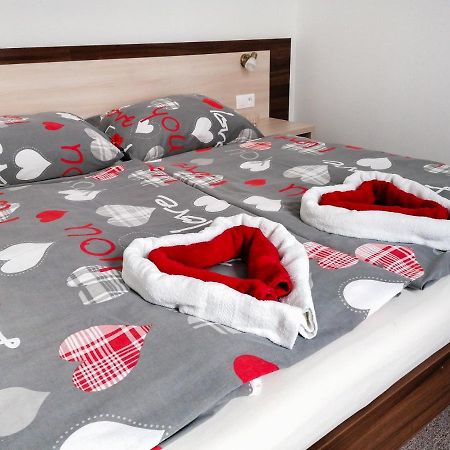 Hostel Vodna 1 Kosice Ngoại thất bức ảnh