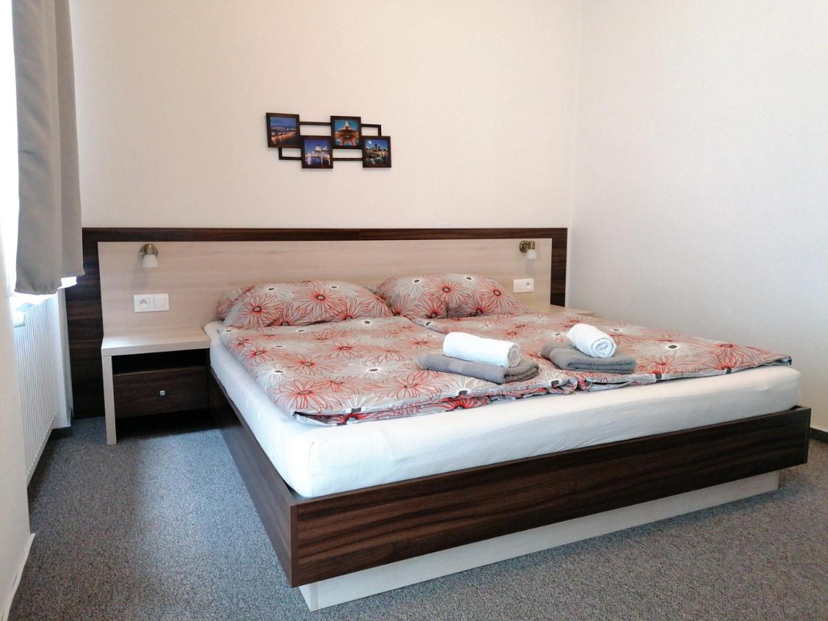 Hostel Vodna 1 Kosice Ngoại thất bức ảnh