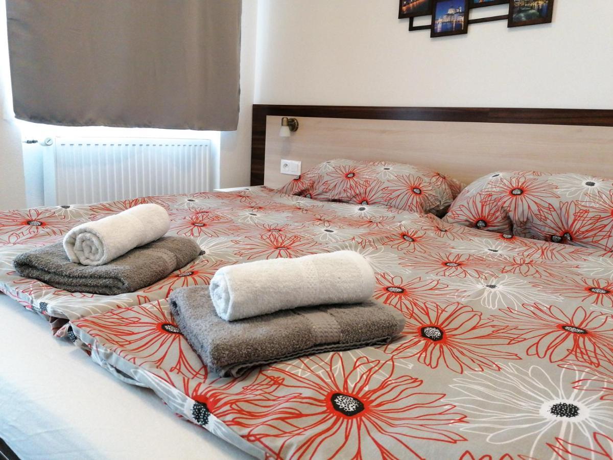 Hostel Vodna 1 Kosice Ngoại thất bức ảnh