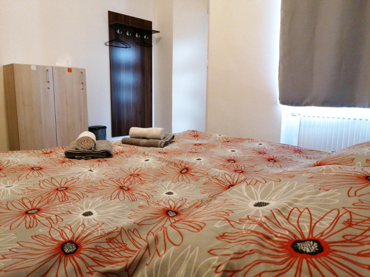 Hostel Vodna 1 Kosice Ngoại thất bức ảnh