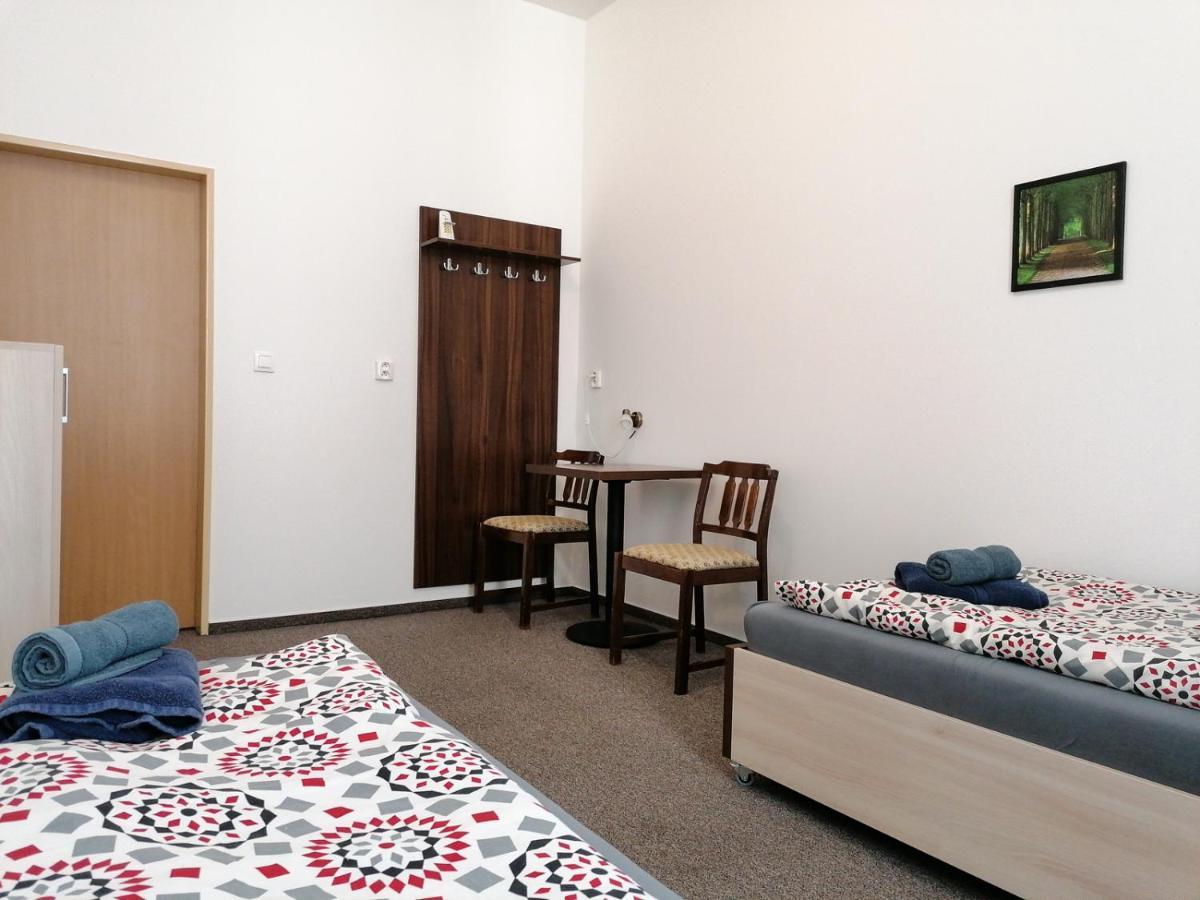 Hostel Vodna 1 Kosice Ngoại thất bức ảnh