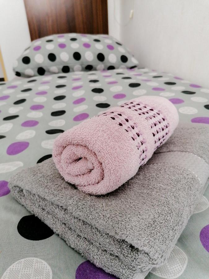 Hostel Vodna 1 Kosice Ngoại thất bức ảnh