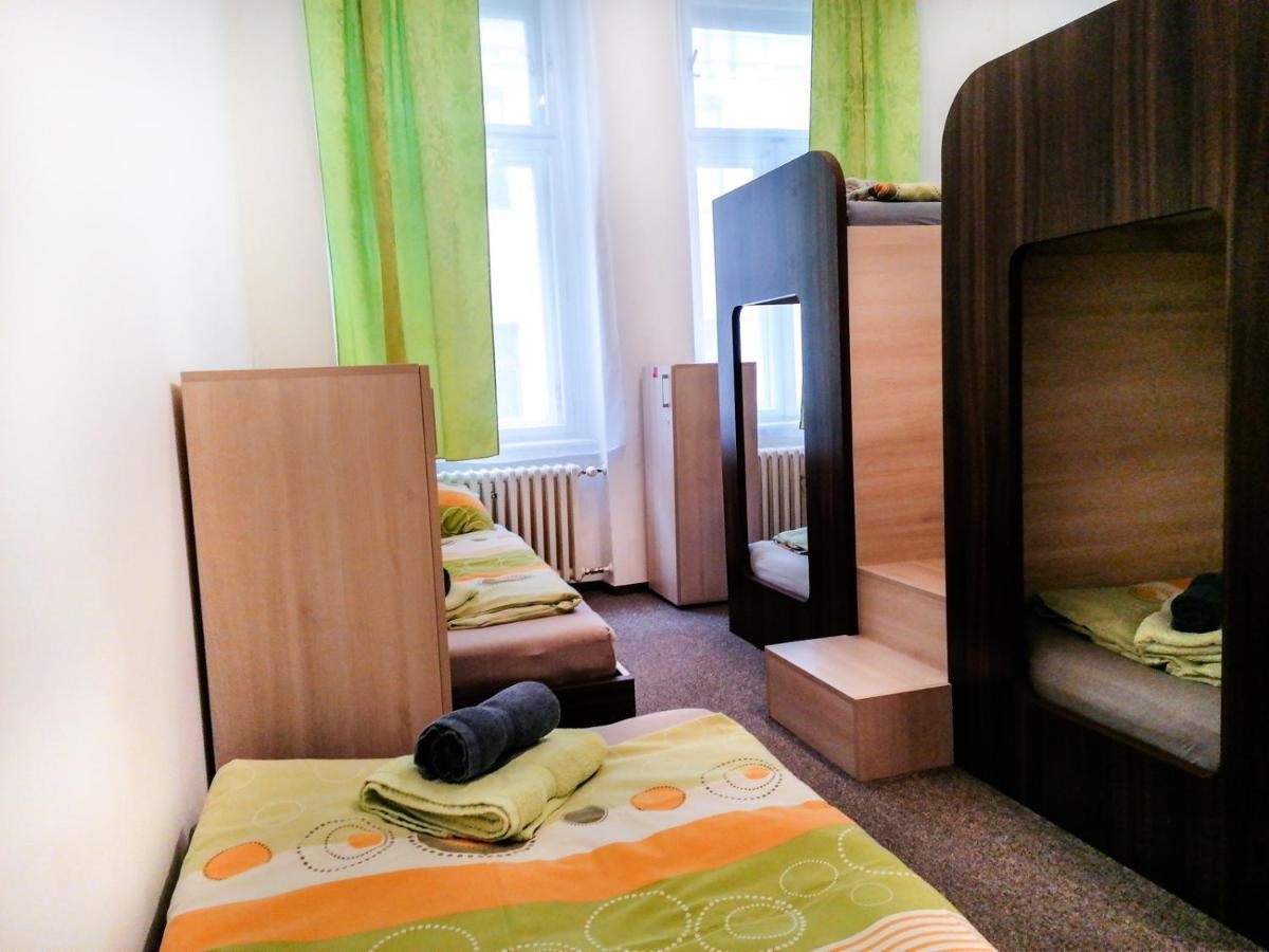 Hostel Vodna 1 Kosice Ngoại thất bức ảnh