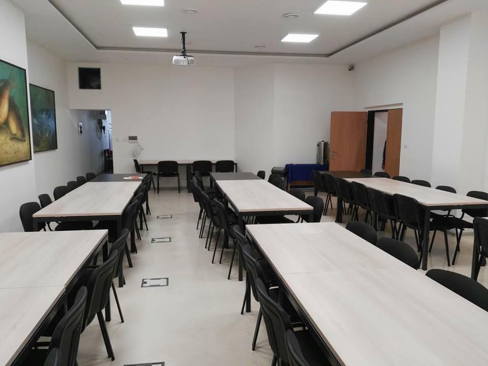 Hostel Vodna 1 Kosice Ngoại thất bức ảnh